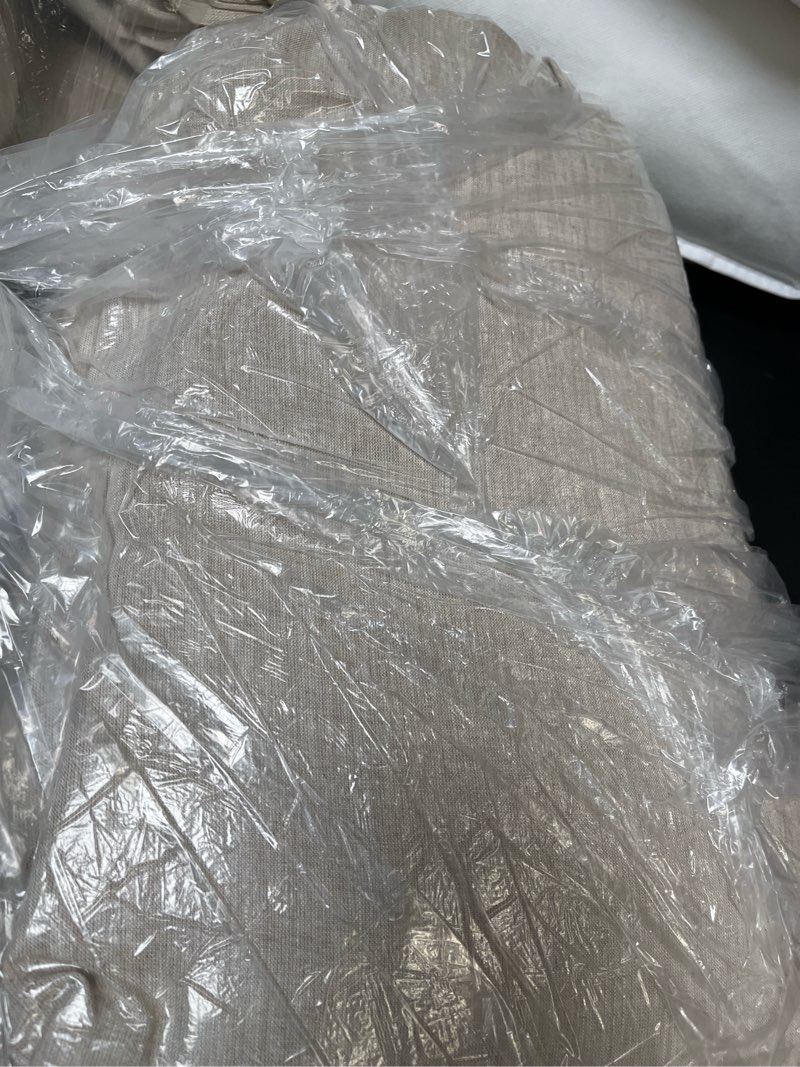 https://lotting-media.assets.bidfta.com/lotting_ec34f519-3c9f-491b-8475-9f1cd4853038