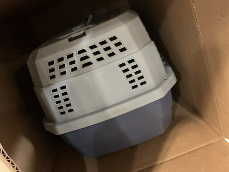 Condition photo showing Good Condition for amazon basics 2-door top-load hard-sided dogs, cats pet travel carrier, gray & blue, 22.8"l x 15.0"w x 13.0"h gray & blue 22.8"l x 15.0"w x 13.0"h