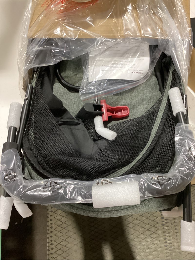 Condition photo showing New/Like New for roodo 3 wheel dog pet cat stroller best lightweight foldable compact portable jogger all terrain travel pet gear puppy kitty stroller for up to 30lbs medium small dogs and cats(cationic ash)