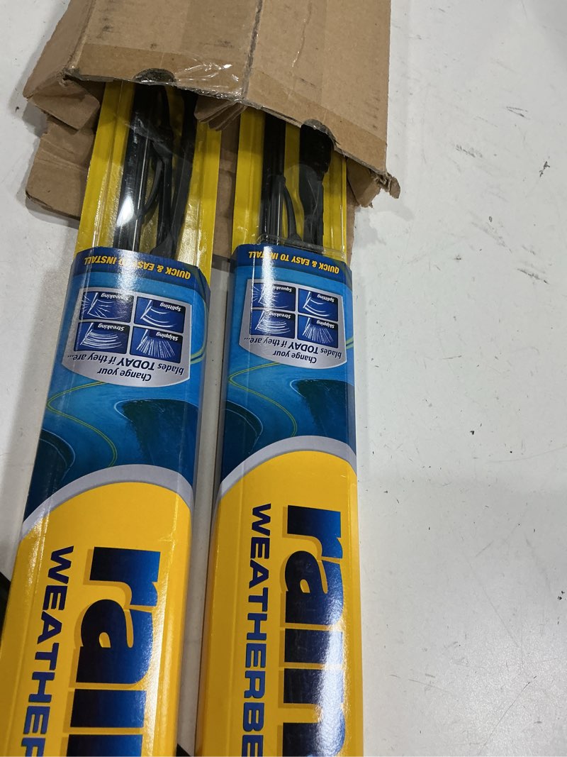 Condition photo showing New/Like New for rain-x 820149 weatherbeater wiper blades, 22" windshield wipers (pack of 2), automotive replacement windshield wiper blades that meet or exceed oem quality and durability