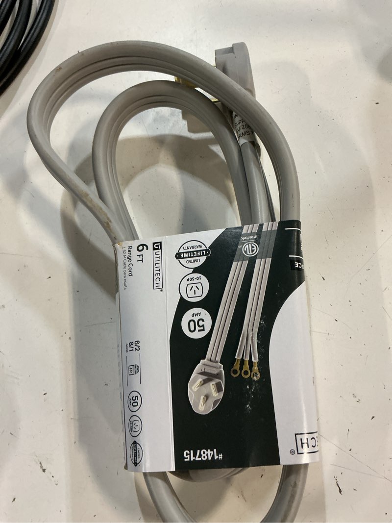Condition photo showing Good Condition for utilitech 6-ft 3-prong gray range appliance power cord
