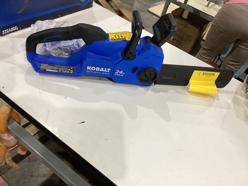 kobalt 24-volt 12-in battery 4 ah chainsaw battery included charger included