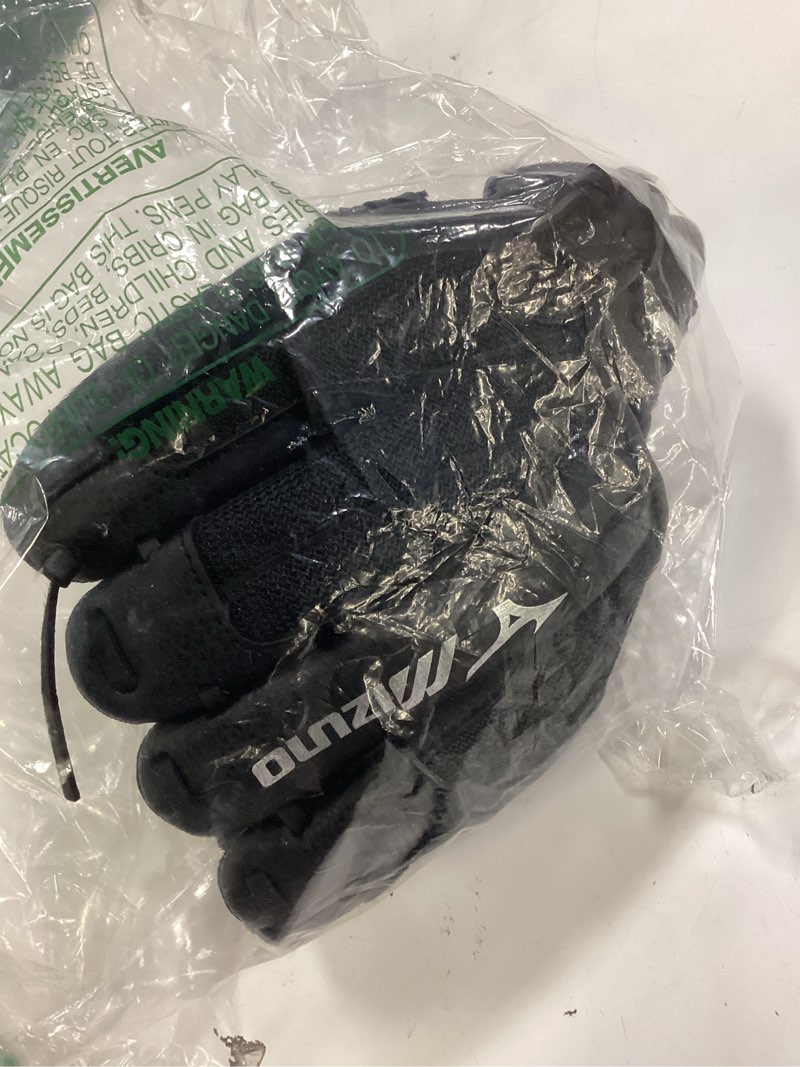 Condition photo showing New/Like New for mizuno prospect powerclose youth baseball glove series i v-flex notch i parashock palm pad i buttersoft liner black|tartan flex web 10"|all positions|ages 3-6 left hand throw