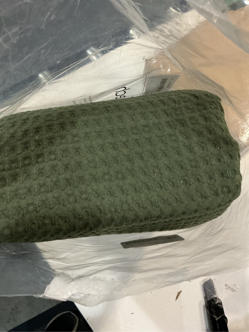 Condition photo showing Good Condition for Bedsure Luxury Waffle Duvet Cover King Size - Textured Duvet Cover Set, Soft, Breathable Bedding Set (104"x90") with 2 Pillow Shams for All Season, Olive Green, Comforter Not Included King (104" x 90") 00 - Olive Green (No Comforter)