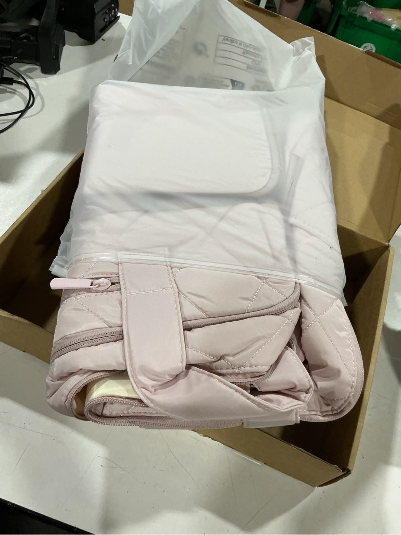 Condition photo showing Good Condition for topeast duffel bag for women travel, expandable quilted weekender overnight duffle bag with adjustable strap, lightweight 33l personal item bag hospital bags for labor and delivery, pink