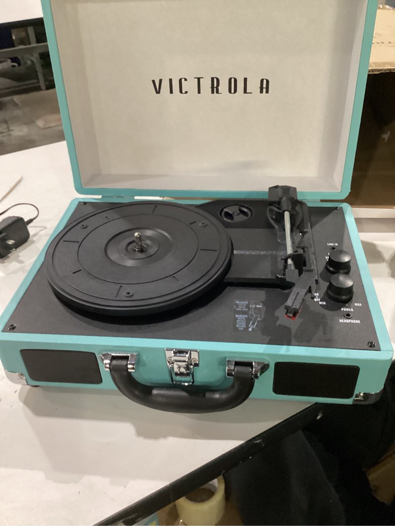 Victrola suitcase record player with bluetooth
