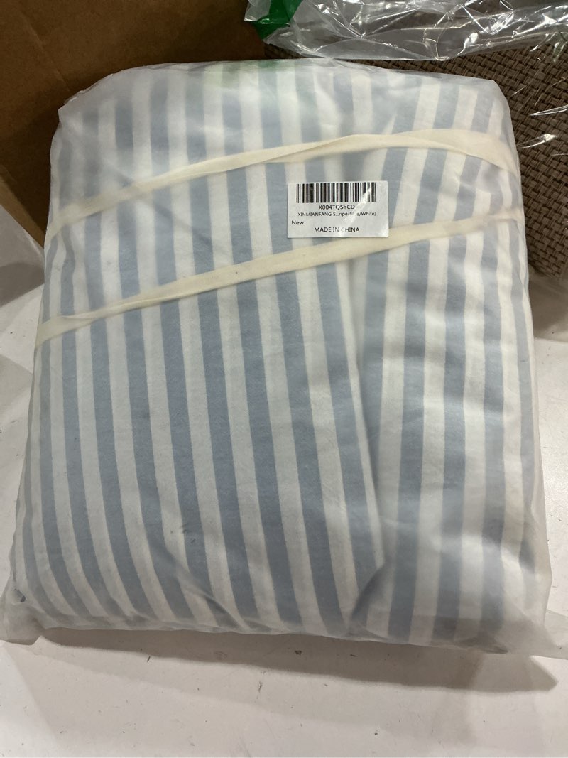 Condition photo showing New/Like New for Striped Duvet Cover Set King Size 3 Pcs 100% Washed Cotton Linen Like Textured Natural Wrinkle Comfy Breathable (King, Classic Stripe-Blue/White) Classic Stripe - Blue/ White King(104" x 90")