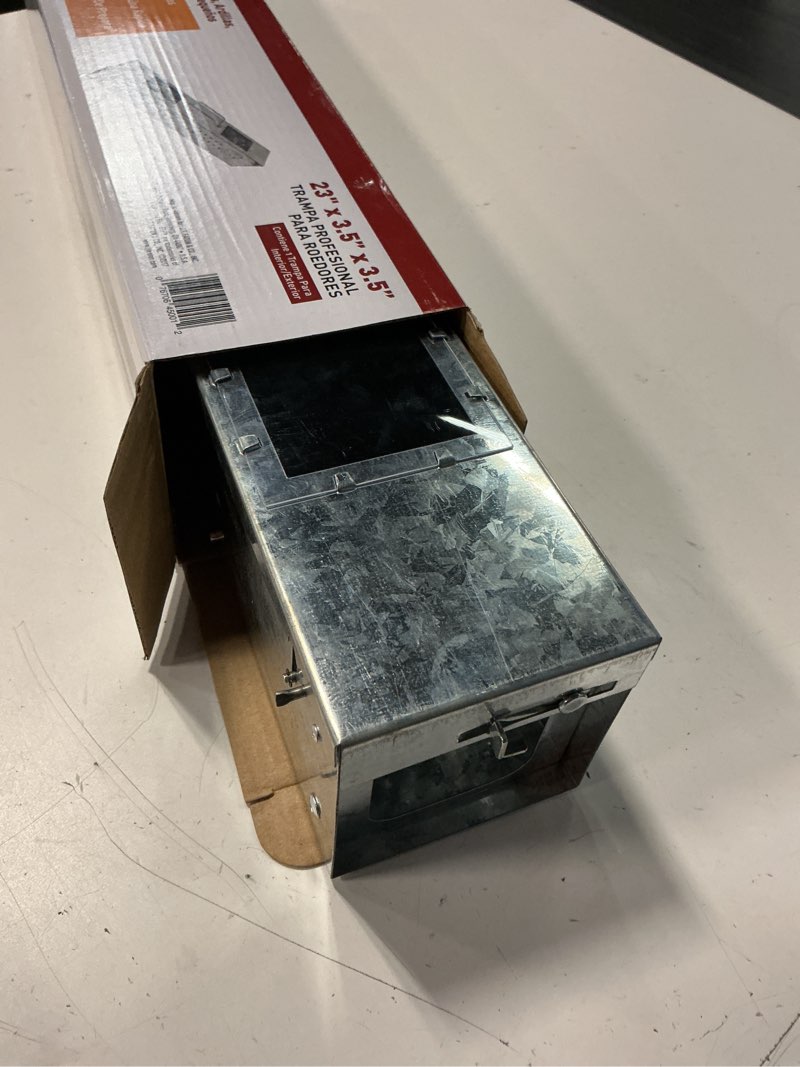 Condition photo showing New/Like New for jt eaton big pete multi-catch trap for rats & shrews, clear window | 22.75" dual-door design; humane multi-catch; catches rats, chipmunks, and shrews; clear inspection window