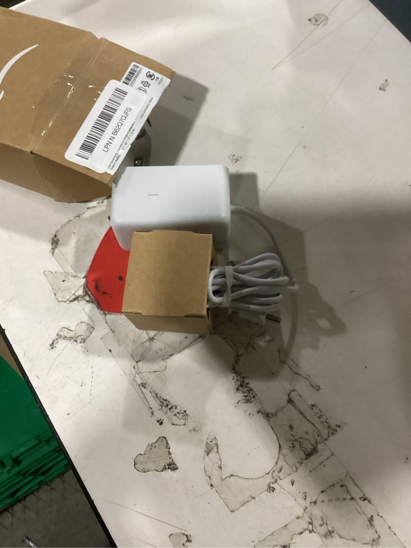 amazon echo power adapter 22w chalk: echo show 5 (3rd gen) white