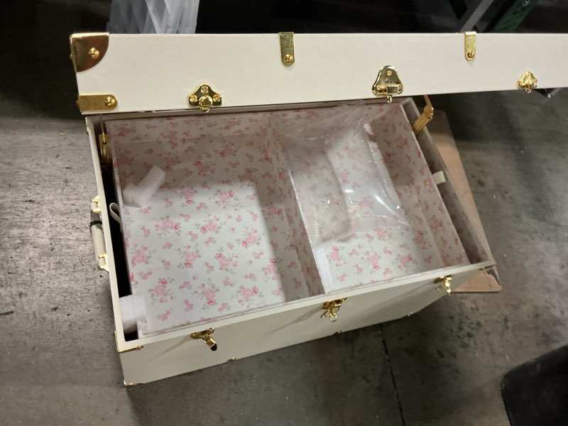 Condition photo showing Good Condition for west emory storage trunk ivory