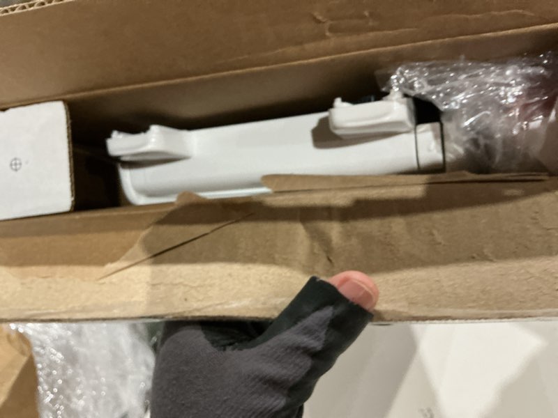 Condition photo showing Good Condition for kohler k-4774-0 brevia elongated white toilet seat with quick-release hinges and quick-attach hardware for easy clean, white