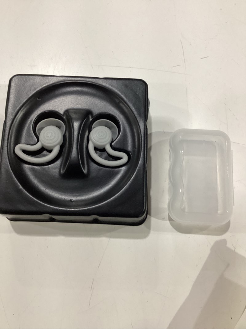 Condition photo showing New/Like New for 1 pair silicone quiet ear plugs, reusable noise reduction earplugs hearing protection earplug for sleeping noise cancelling - gray