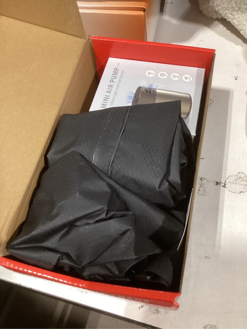 Condition photo showing New/Like New for similar product not like stock photo or description rechargeable wireless pump travel storage bags set - 15 pack portable space saver bags for travel & home - vacuum compression packing seal for clothes, blankets, seasonal storage 15 combo set