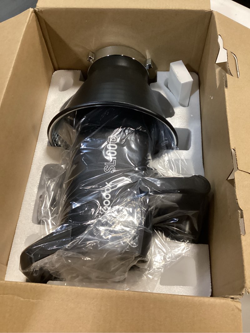 Condition photo showing Good Condition for Godox SL100D LED Video Light,100W TLCI?97 CRI?96,5600K Continuous Lighting, 8 FX Lighting Effects, 32100Lux @1M Bowens Mount COB LED Continuous Light for Video Shooting,Content Creating,Photography SL100D Daylight