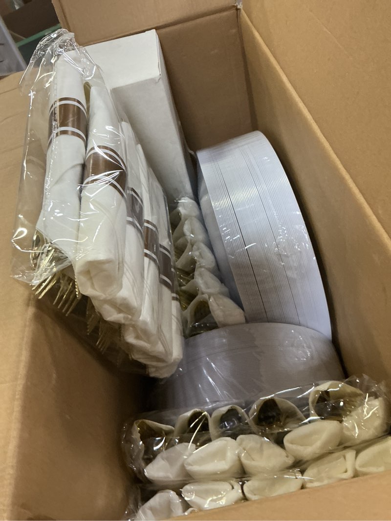 Condition photo showing New/Like New for wellife 350-piece gold disposable plates and cutlery set - premium 10.25\" dinner plates, 7.5\" dessert plates, 9oz cups & cutlery for weddings, catering events - 50 guest service - elegant & sturdy gold 350pcs?50 guests?