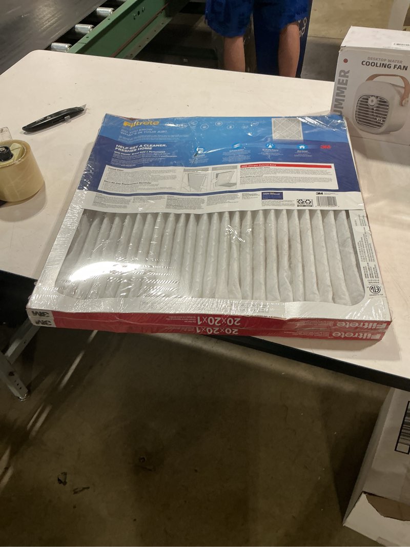 Condition photo showing Good Condition for filtrete 2-pack micro allergen extra reduction 20-in x 20-in x 1-in electrostatic pleated air filter