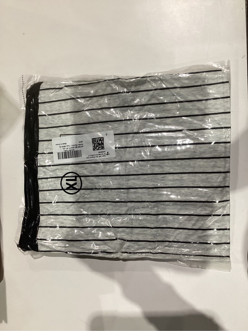 Condition photo showing New/Like New for Acelitt Women Casual Striped Long Sleeve Crewneck Pullover Tshirts Tops,S-XXL Large White