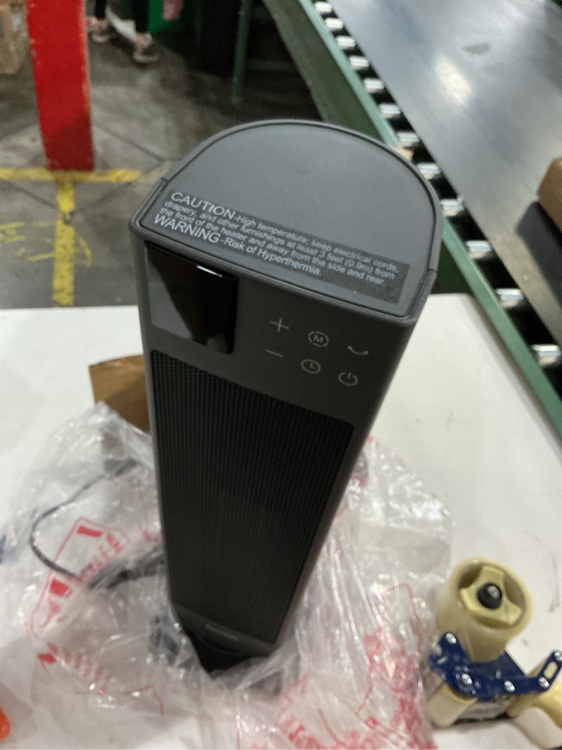Condition photo showing New/Like New for PELONIS 23 Inch Indoor Ceramic Space Heater with Oscillation  1500 W  Black