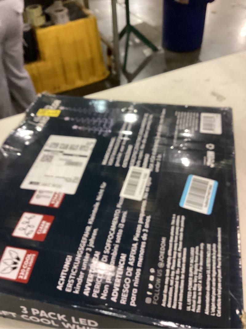 Condition photo showing New/Like New for JOIEDOMI 3 Packs Christmas Spiral Tree Yard Light 218 Pre-Lit LED Cool White Lights with Metal Stakes for Indoor Outdoor Garden Holiday Decoration, Christmas Event, Christmas Eve Night Décor