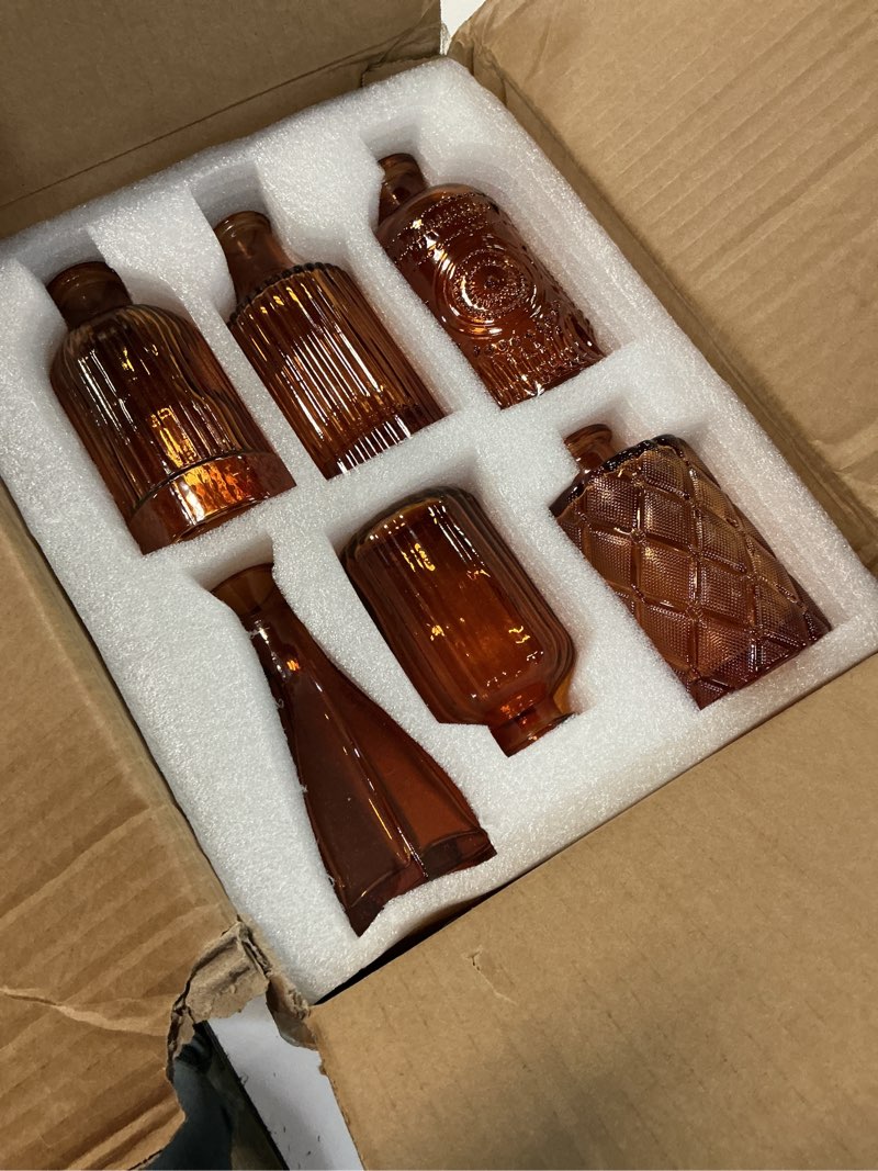 Condition photo showing Good Condition for brown glass bud vases set of 12, mini flower vase for centerpieces, small amber bud vases in bulk for wedding decorations, vintage vase for table, recepetion, home décor amber brown 12pcs