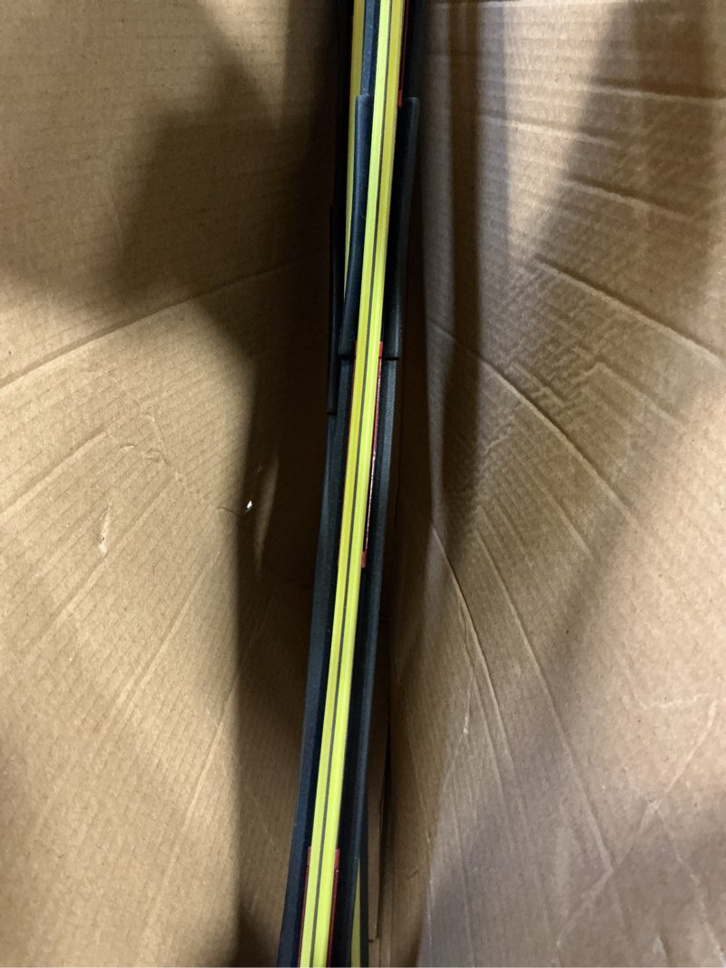 Condition photo showing Good Condition for DOG TAIL Windshield Wiper Blades for My Car 22"+22" with Multiple Adapter for Most Vehicles, Automotive Replacement All-Season OEM Front Windshield Wiper Blades Set with Durable Rubber Formula
