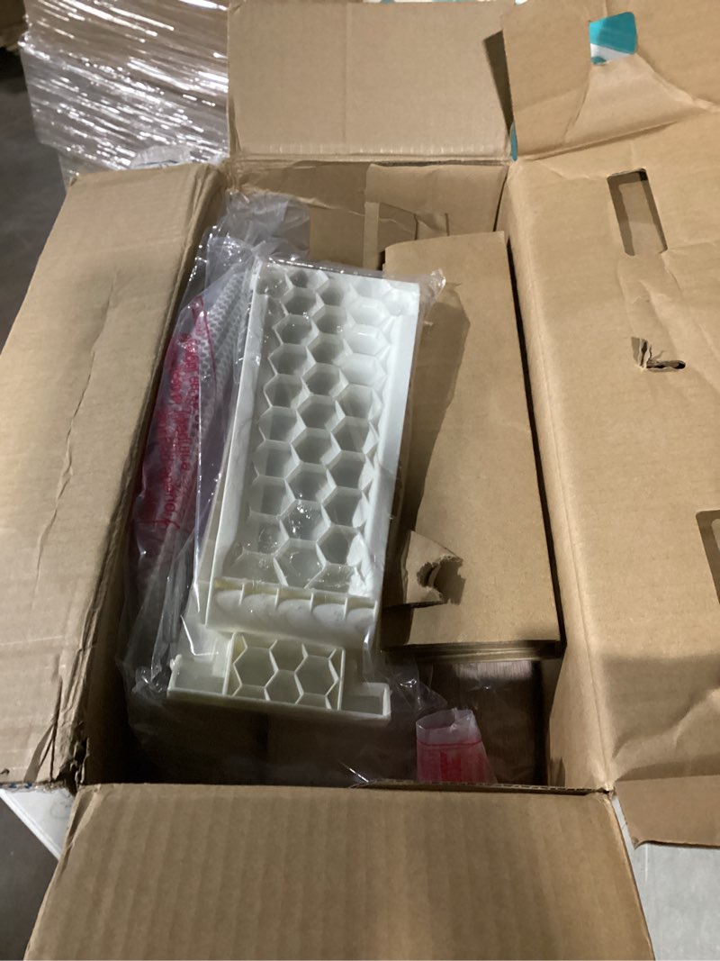 Condition photo showing Good Condition for Graco SmartSense Soothing Baby Bassinet – Smart Newborn Bassinet Detects and Automatically Responds to Baby's Cries – for Newborn Babies to 6 Months