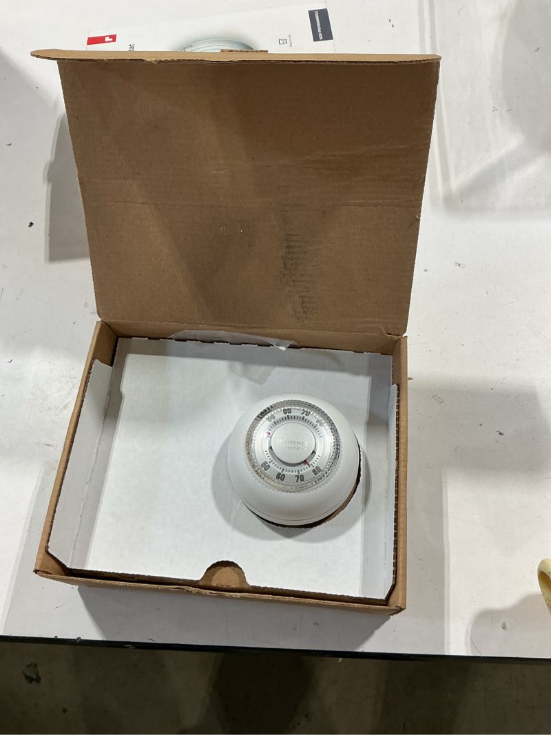 Condition photo showing Good Condition for honeywell the round mechanical non-programmable thermostat