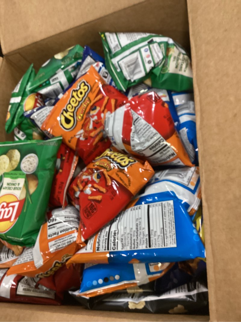 Condition photo showing New/Like New for (bbd jul/14/2026) frito-lay fun times mix variety pack, 2.37 pounds, (pack of 40) fun times mix 40 count (pack of 1)