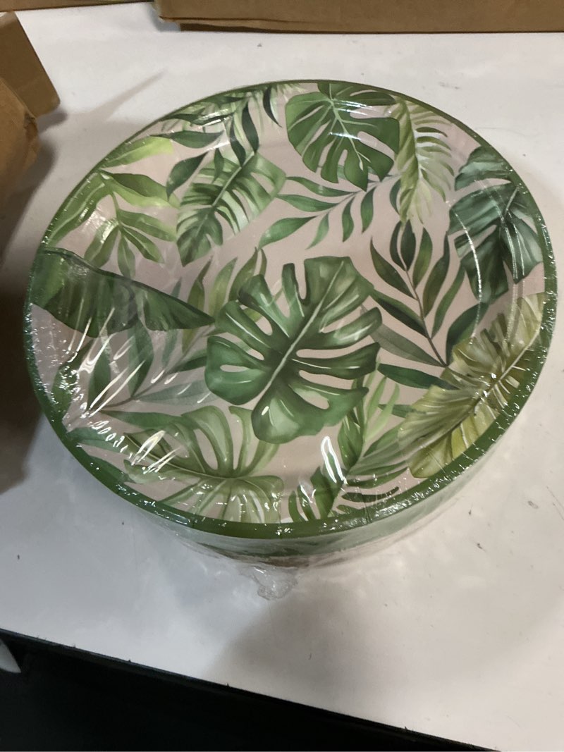 Condition photo showing New/Like New for havawish 100 pcs jungle safari wild animal party supplies plates disposable jungle zoo animal print 9'' paper plates and napkins for wild baby shower zoo tropical baby shower birthday party supplies jungle party