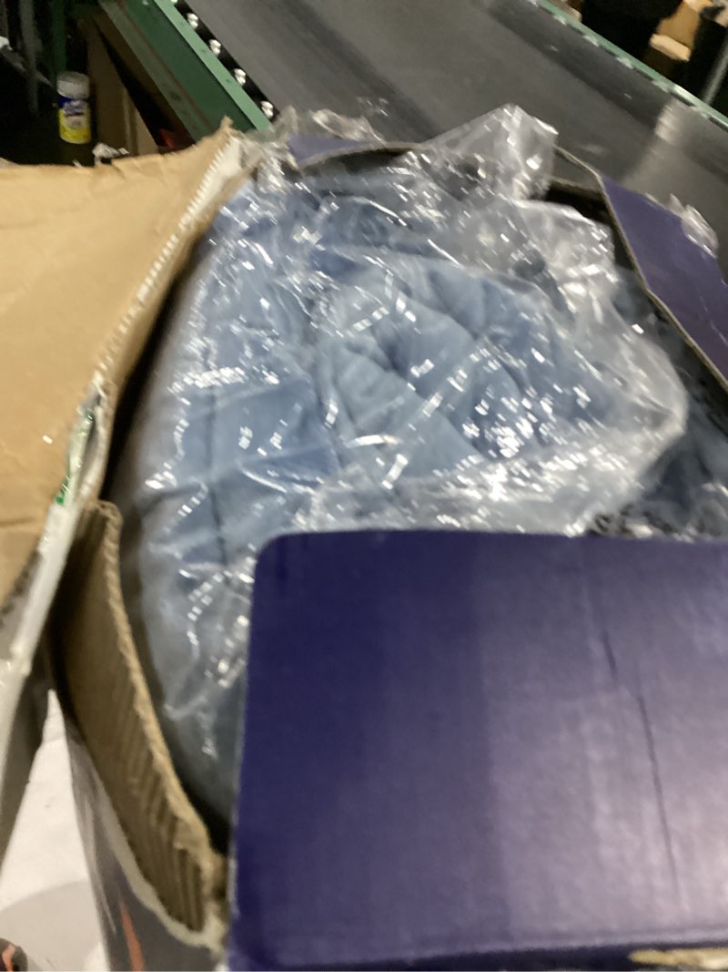 Condition photo showing Good Condition for BEDELITE Fleece Queen Comforter Set -Super Soft & Warm Fluffy Blue Fog Bedding, Luxury Fuzzy Heavy Bed Set for Winter with 2 Pillow Cases Blue Fog Queen