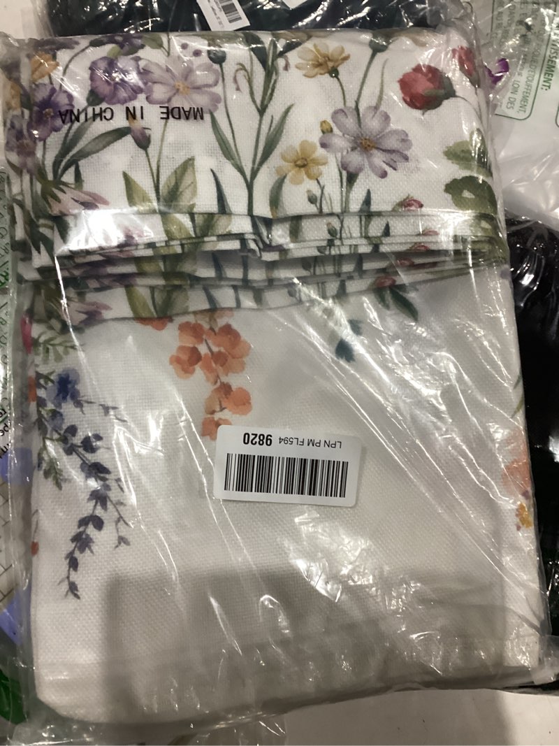 Condition photo showing New/Like New for Savannan Dining Chair Back Covers, Flower Leaves Spring Colorful Floral Summer Farm Chair Covers Chair Slipcovers Protective Covers for Holiday Party Festival Decoration, Set of 6, Flowersan75500