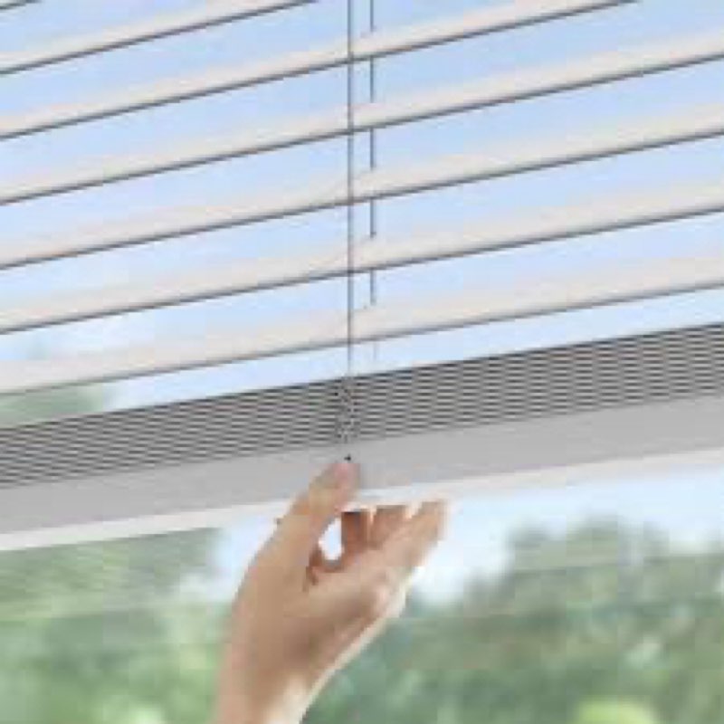 LEVOLOR 2" FAUX WOOD BLINDS ROOM DARKENING, CORDLESS, WHITE - OPEN BOX