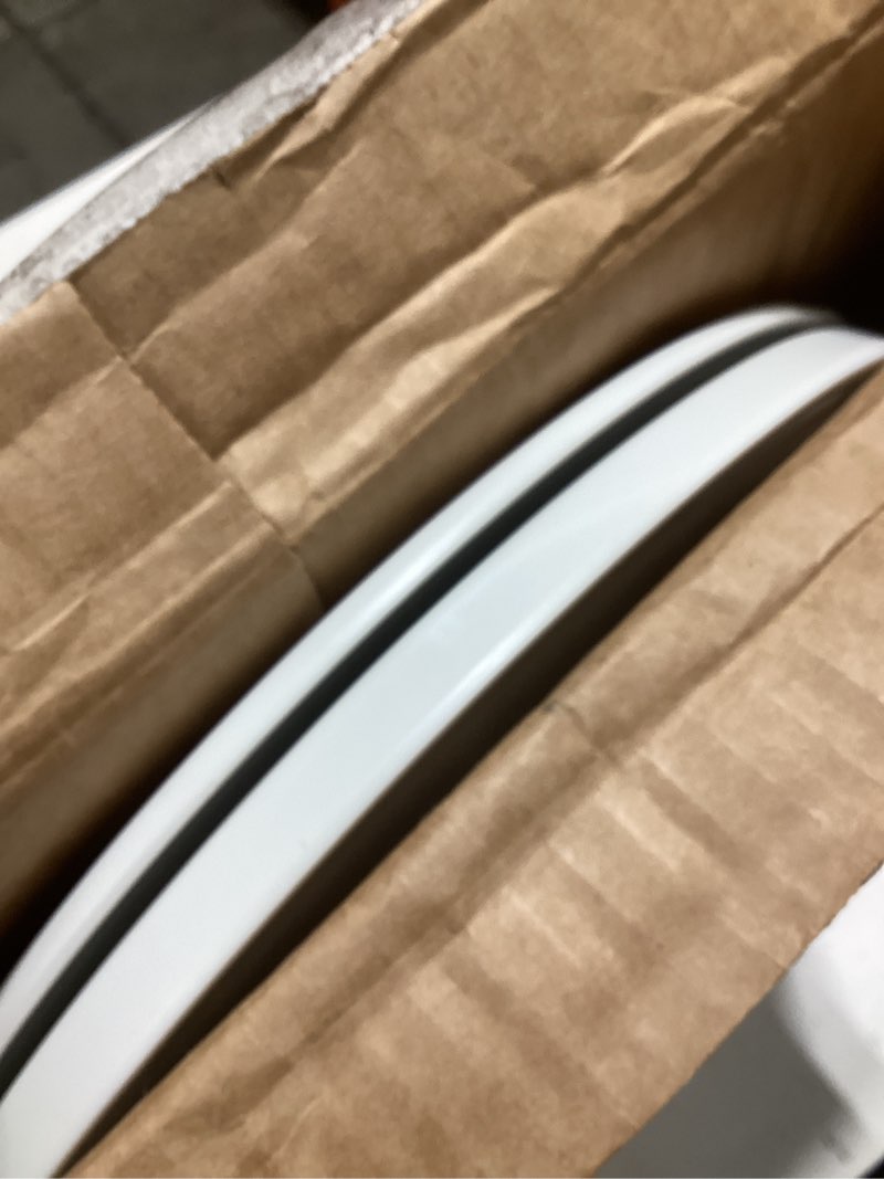 Condition photo showing Good Condition for bemis 70 durable plastic toilet seat, round, white