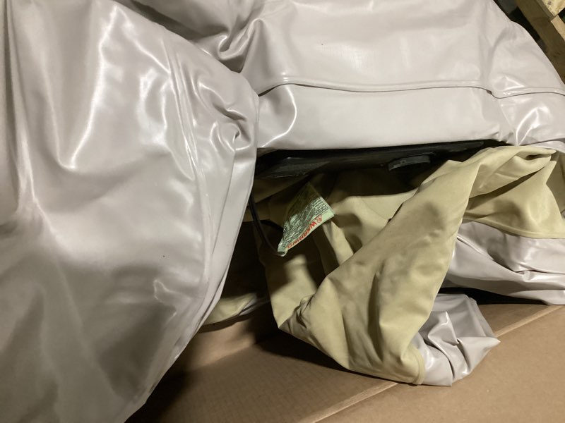 Condition photo showing Good Condition for serta raised air mattress with never flat pump | luxury inflatable mattress with built in air pump to ensure a good night’s rest | heavy duty blow up mattress with self inflating pump queen