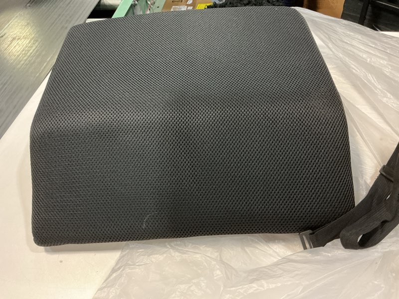 Condition photo showing Good Condition for ROYALAY Hip Cushion Post Surgery with Breathable Cover, Memory Foam Hip Replacement Kit After Surgery, Seat Cushion with Anti-Slip Bottom, Chair Cushions for Elderly