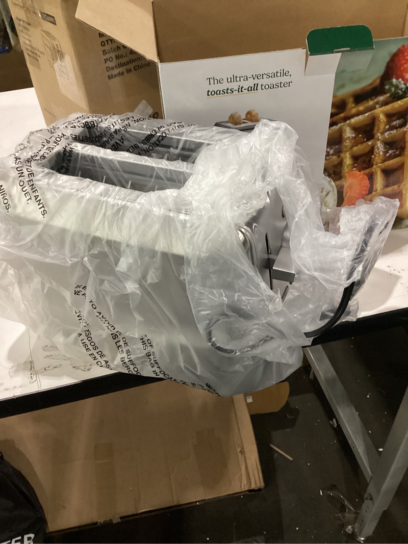 Condition photo showing New/Like New for Cuisinart CPT-620 2-Slice Custom Select Toaster, Stainless Steel 2 Slice Toaster Toaster