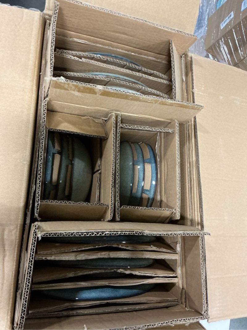 Condition photo showing New/Like New for AmorArc Ceramic Dinnerware Sets,Handmade Reactive Glaze Stoneware Plates and Bowls Sets,Highly Chip 