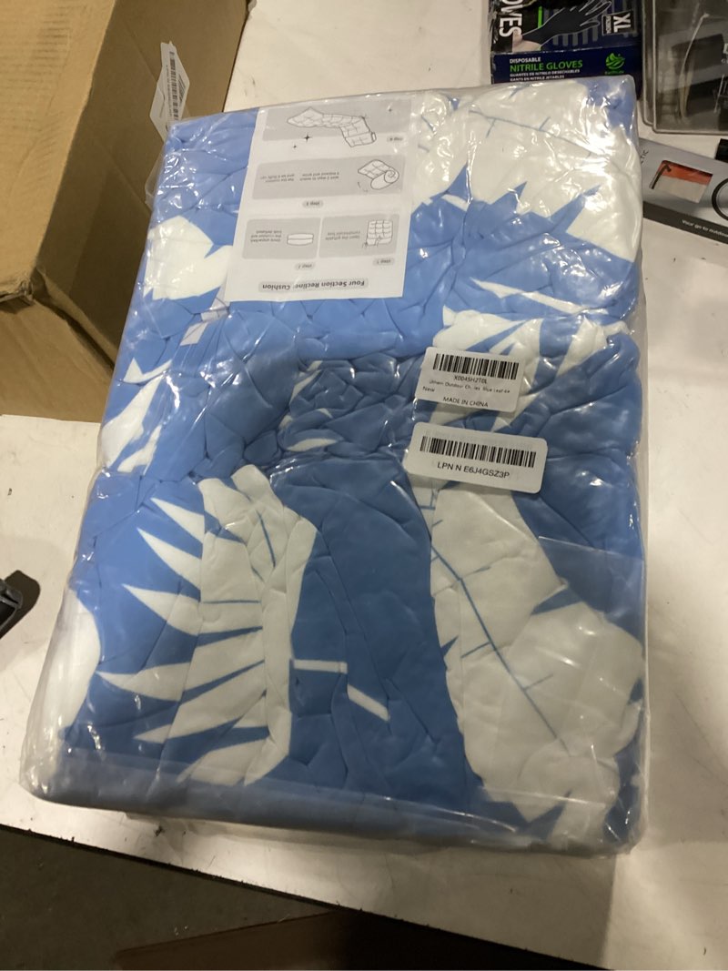 Condition photo showing New/Like New for outdoor chaise lounge chair cushion 75.1 x 22.8 x 4.7 inches 100% waterproof replacement cotton patio pool lounge chair cushion for outdoor furniture with ties, blue leaf 1 pack 3#