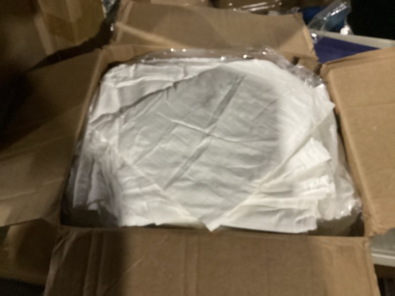 Condition photo showing Good Condition for Queen Comforter Sets White,3PCS Soft Lightweight Breathable Bedding Comforter Sets for All Season, Queen Size(90''×90'' Comforter & 2 pillowcases) White Queen (90"x90")