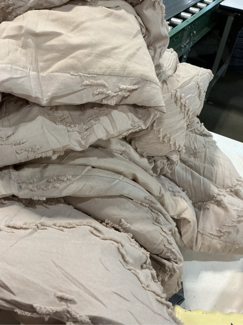 Condition photo showing As Is for litanika comforter oversized king size set khaki, 3 pieces chevron tufted solid bedding comforter sets, fluffy bed set 17 - khaki oversized king (120"x98")