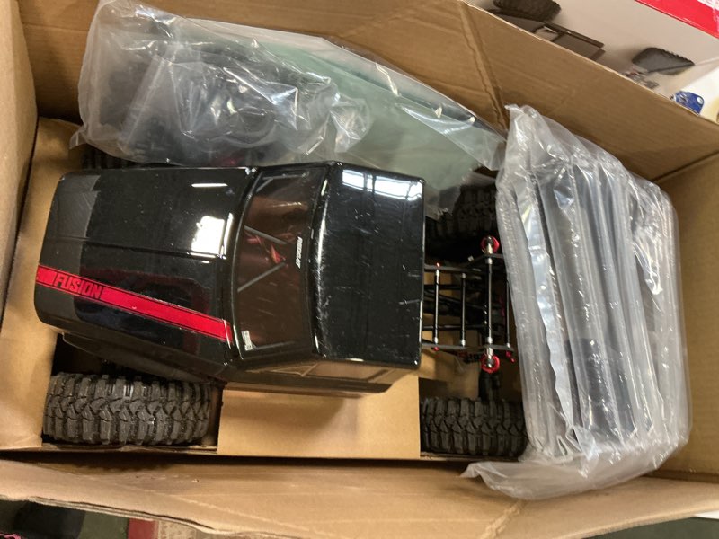 Redcat Ascent Fusion 1:10 Scale RC Rock Crawler, Brushless Motor, 4WD, Carbon Fiber Frame, Black