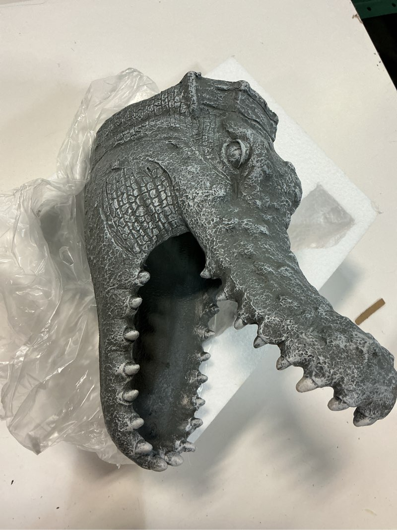 Condition photo showing Good Condition for crocodile downspout extension drain, rain-proof statue, cute garden statue rain drain, crocodile gutter, resin water pipe extension statue