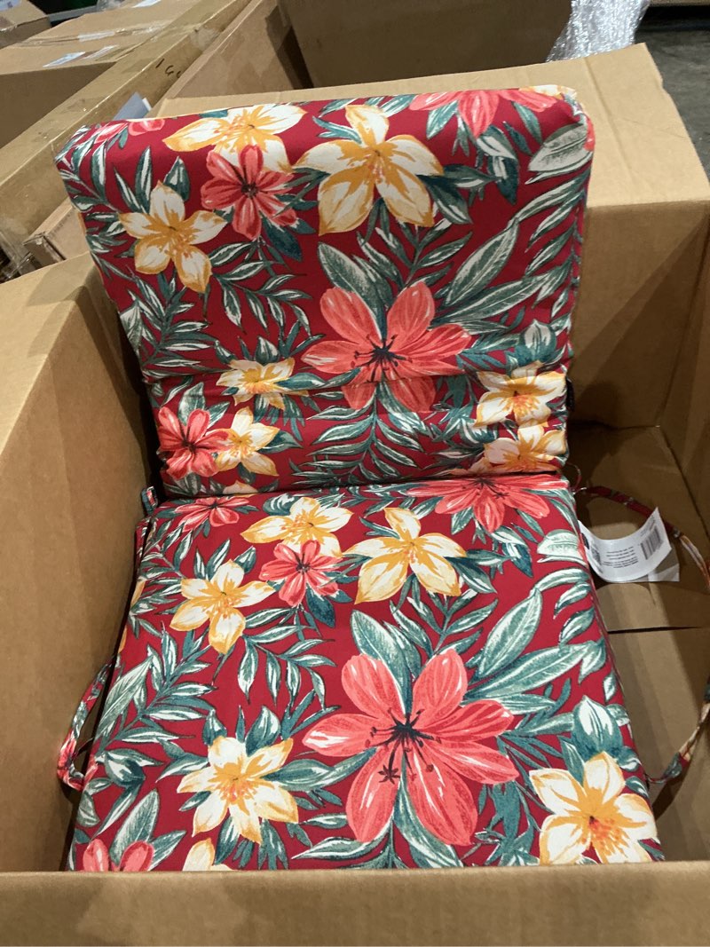 Condition photo showing Good Condition for arden selections outdoor midback chair cushion, 18 x 16.5, rain-proof, fade resistant 16.5 x 18, ruby clarissa