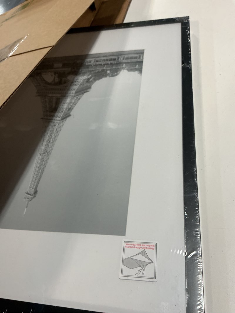 Condition photo showing New/Like New for upsimples 16x20 Picture Frame Set of 5, Display Pictures 11x14 with Mat or 16 x 20 Without, Wall Gallery Poster Frames, Black