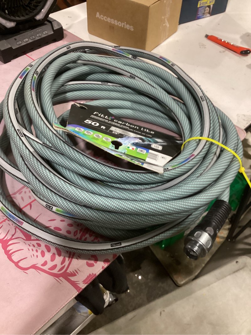 Condition photo showing Good Condition for fitt carbonlite hybrid 5/8" x 50ft hose