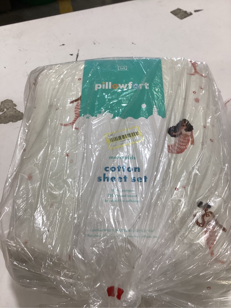 Condition photo showing Good Condition for full mermaid cotton kids' sheet set - pillowfort™: full size bedding, 4-piece, oeko-tex certified, 220 thread count