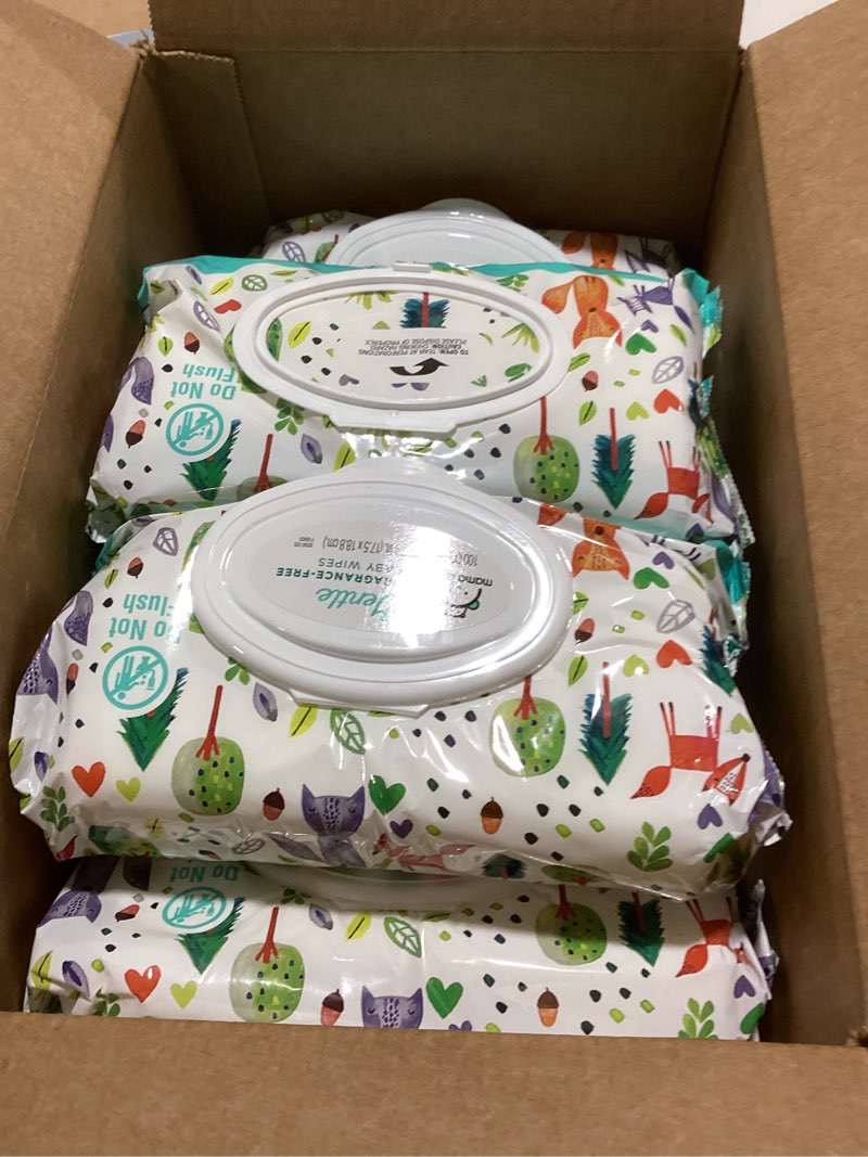 Condition photo showing Good Condition for amazon brand - mama bear gentle fragrance free baby wipes, hypoallergenic, sensitive skin, unscented, 800 count (8 packs of 100) 100 count (pack of 8)