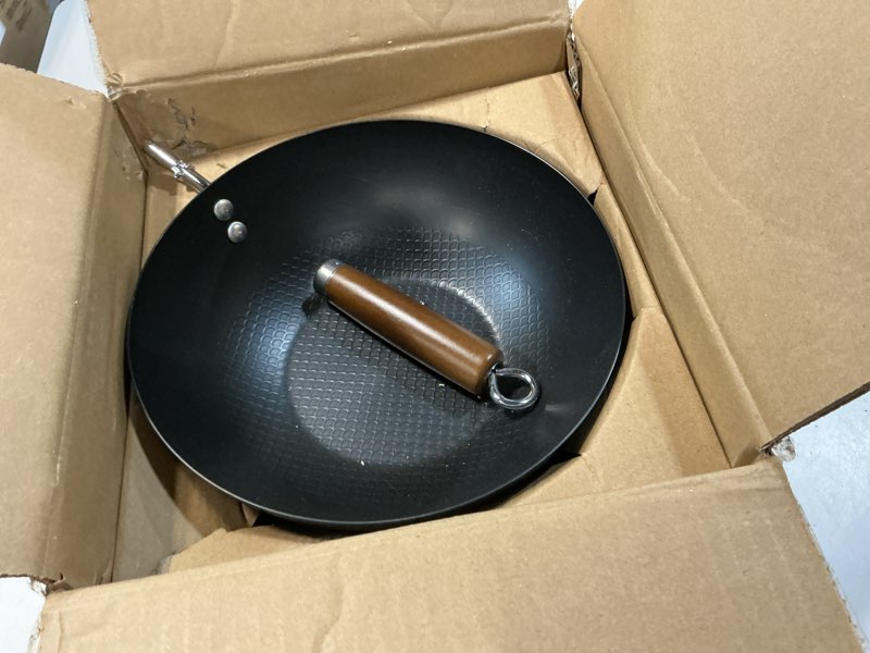 Condition photo showing Good Condition for carbon steel pan, 9.5-inch stir-fry woks & pans set with glass lid, 1.65lb lightweight no chemical coated flat bottom small wok for 1-2 servings 9.5" 2 pcs set