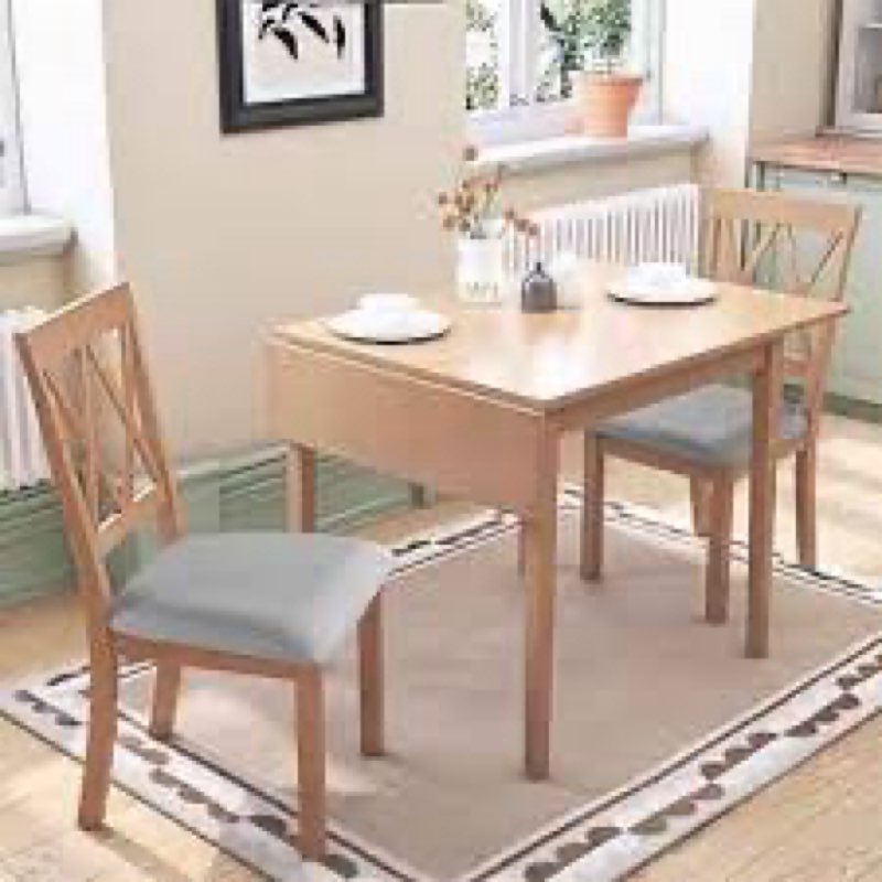 Similar es MESA Y SILLAS DE MADERA NATURAL CONTENIDO: MESA Y 2 SILLAS. JUEGO DE 3 PIEZAS. 