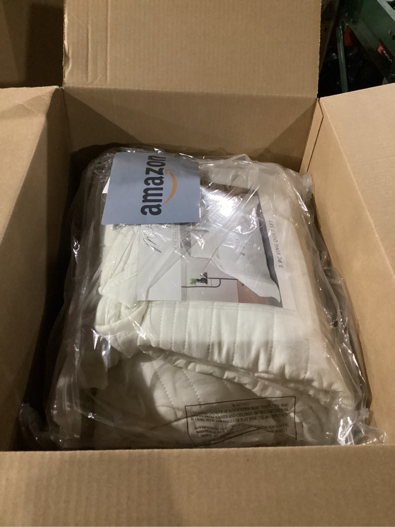 Condition photo showing Good Condition for Quilt Set King Size Ivory | Lightweight Ultra Soft Microfiber Bedspread | 3 Piece King Coverlet for All Season | Parker Collection (King, Ivory)